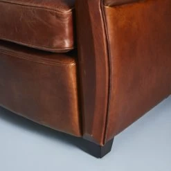 Fauteuil Moustache Cuir Marron Vieilli -Meubles De Maison Magasin 602 1 Fauteuil Moustache Cuir Marron Vieilli Signature Mobilier Deco Campagne Chic 5