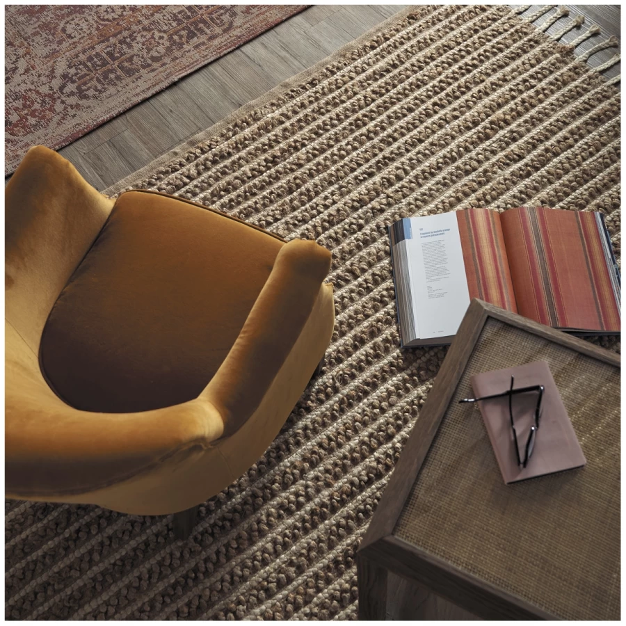 Fauteuil Claude Velours Safran Blanc D'Ivoire 4 Fauteuil Claude Velours Safran Blanc D'Ivoire – Image 2