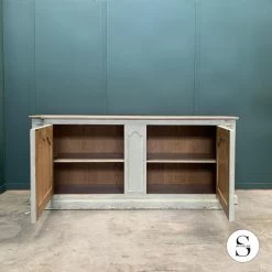 Buffet Bas 2 Portes Joséphine Gris Vieilli Plateau Chêne 11 Buffet Bas 2 Portes Joséphine Gris Vieilli Plateau Chêne -Meubles De Maison Magasin 763 1 Buffet 2 Portes Josephine Gris Vieilli Plateau Chene Massif Signature Mobilier Deco Campagne Chic 3