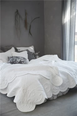 Coussin Boutis Maisie Blanc 90x50 -Meubles De Maison Magasin 856 1 Boutis Maisie Blanc 240x260 Lene Bjere Deco Campagne Chic 6